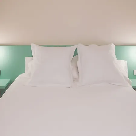 Terra Aurea Aparthotel 3*