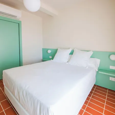 Aparthotel Terra Aurea 3*